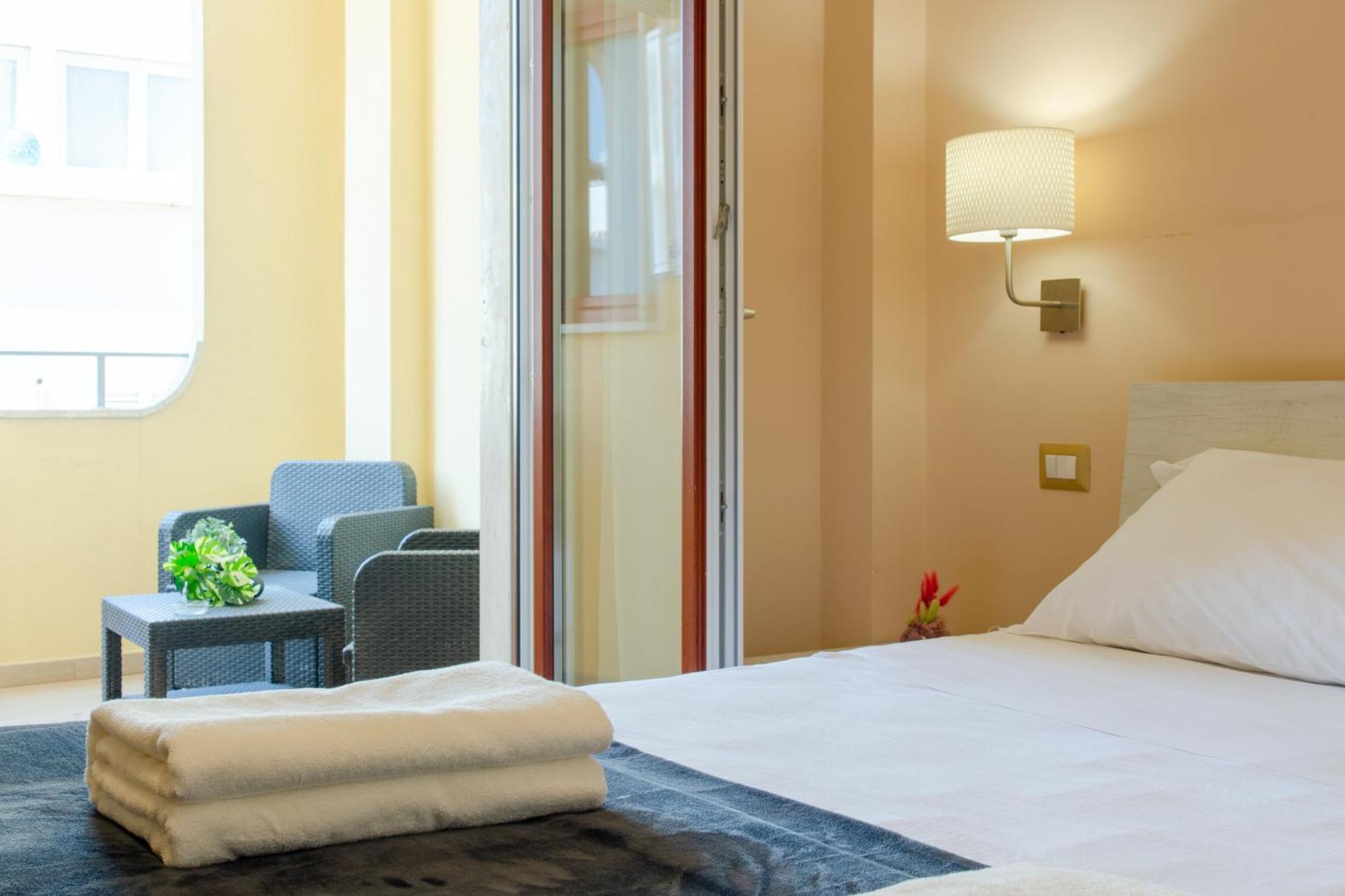 L'Affaccio Rooms - Lungomare Gallipoli Ngoại thất bức ảnh